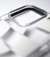 Funda Chess Blanca con refuerzo Antishock para iPhone 13 Pro.