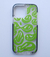 Funda Groovy con refuerzo Antishock para iPhone 13 Pro.
