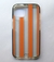 Funda Rayada Naranja con refuerzo Antishock para iPhone 14.