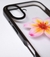 Funda Azucena con bordes antishock y refuerzo de cámara para iPhone 16 Plus.