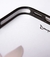 Funda Azucena con bordes antishock y refuerzo de cámara para iPhone 16 Pro Max.