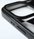 Funda para iPhone 16 Pro con diseño de cuadros en blanco y negro, modelo Chess.