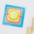 Pirámide pastel en internet