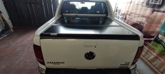 Imagen de Tapa Rígida Trifold Lisa Amarok Alaskan Frontier Hilux Ranger S10 Toro Oroch