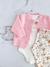 Saquito Cozy Rosa - Regalos para Bebés | Tienda Online | Ajuares New Baby