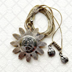 COLLAR CORTAHILOS CON FILO OCULTO - Mercado de Haciendo