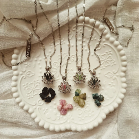 Collar Lotus -plateado-