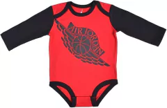 Air Jordan 23 - 4 Piece Infant Set Bulls (Talle 0-6 Meses) - comprar online