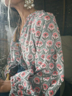 Blusa JUNE Uma - comprar online