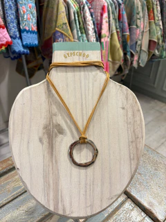 Collar ORBIT en internet