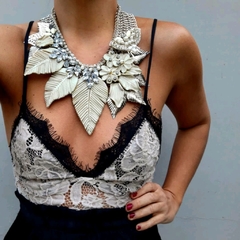 COLLAR HOJAS NATURALES