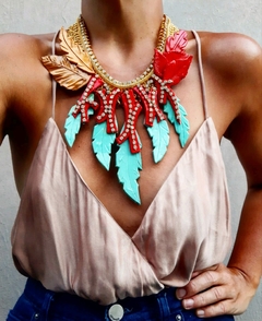 COLLAR HOJAS AQUAS