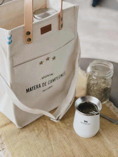 TOTE BAG MATERA CAMPEONES FONDO LISO - comprar online