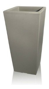 Macetas Rotomoldeado Piramidal 19,5 Boca X 39cm Alto - Vivero LIHUE