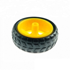 Roda com Pneu de Borracha 68mm para Carro Robô - loja online