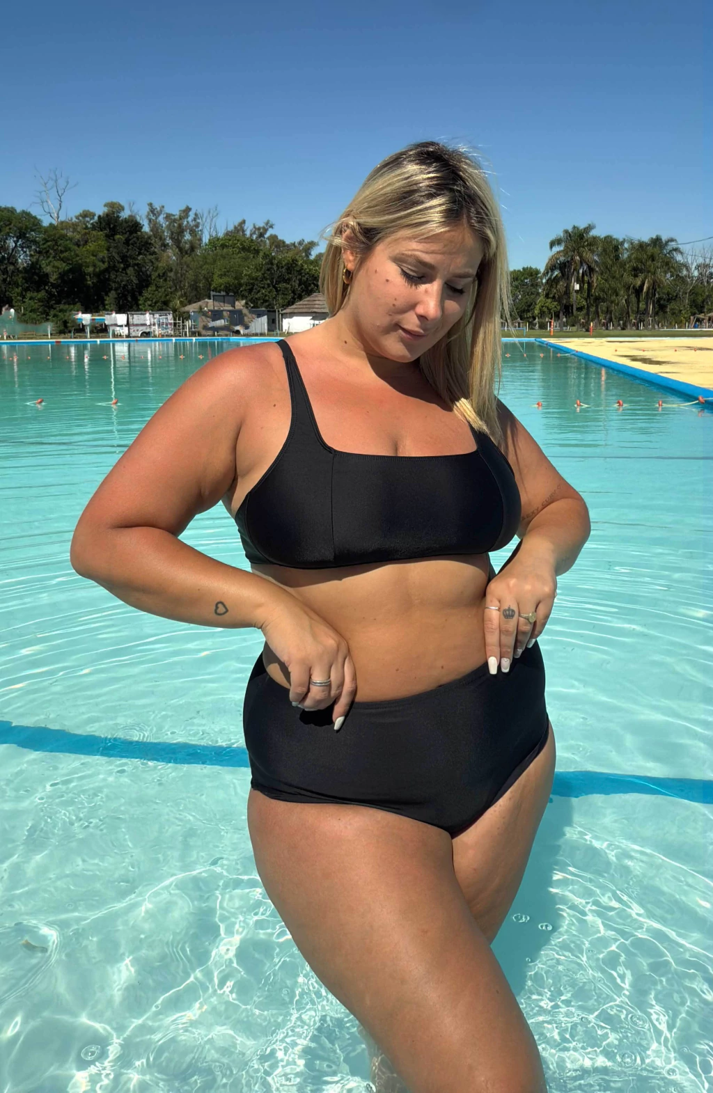 Corpiño Bianca Negro espalda nudo(Talles 100 al 125)