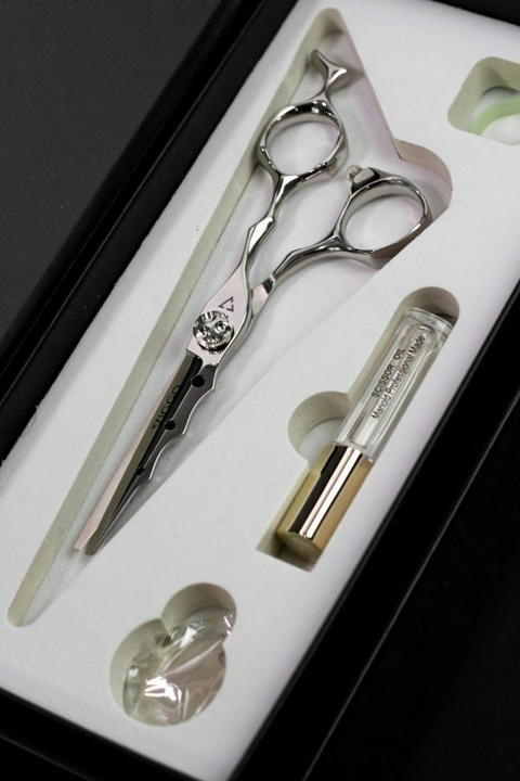 TIJERA V-112 DE 6" MARCA VIGGO PRIME FILO NAVAJA ACERO 440C + ESTUCHE