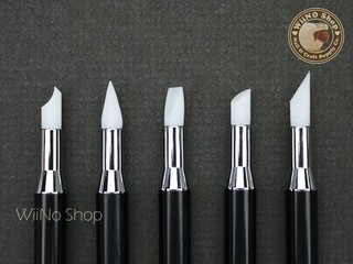 SET DE 5 PINCELES DIFERENTES DE SILICONA PARA LA CONSTRUCCION DE UÑAS DE GEL ó ACRILICO (CH)