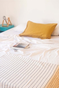 PIE DE CAMA TUSOR RAYADO / CUBRE SILLON 1.80x70