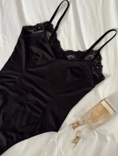 Body Ostuni en internet