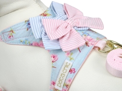 Peitoral Guia e Bolsinha Pata Chic Doce Flor - Azul - comprar online