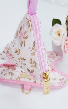 Peitoral Guia e Bolsinha c/ Laço Pata Chic Floral Romantic - Bege - loja online