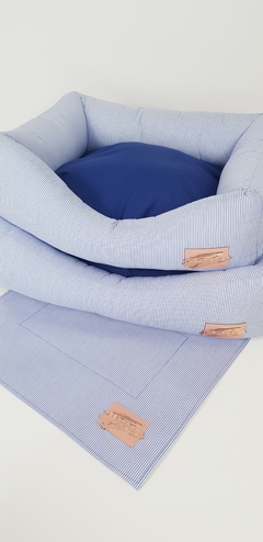Jogo de Cama Basic M/G + Porta Comedouro Pata Chic - Listra Azul na internet