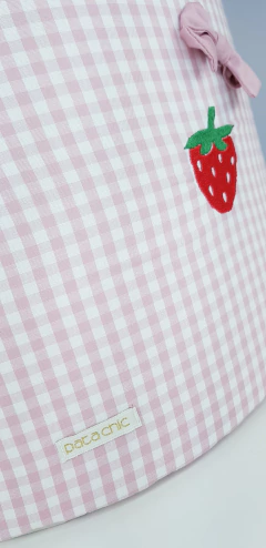 Imagem do Cesto Organizador de Brinquedos Pata Chic - Moranguinho