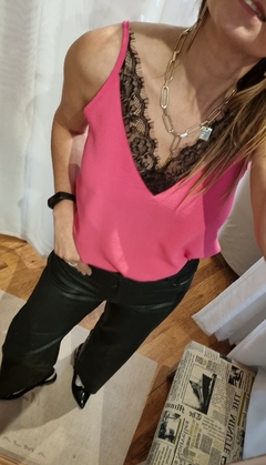 MUSCULOSA LENCERA MAGNOLIA CREPE en internet