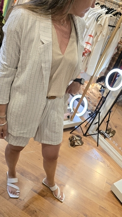 BLAZER LINO RAYADO AMARANTO en internet