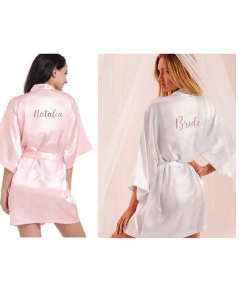 Bata de raso personalizada en internet