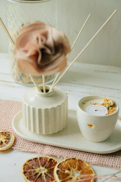 Combo Difu + vela + bandeja + flor difusora + aroma difusor. - tienda online