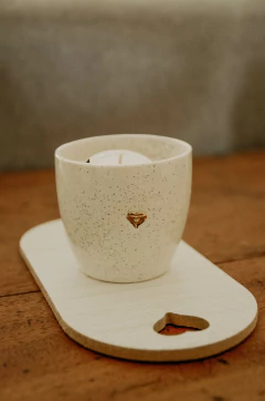 Combo difu + vela corazón + bandeja madera en internet