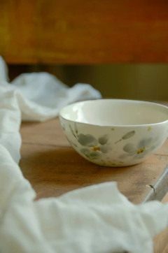 Bowl tamaño S flores celestes en internet