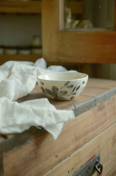 Bowl tamaño S black & white en internet