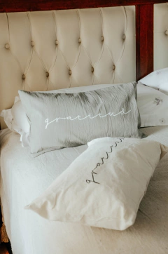 ALMOHADÓN FRASE GRATITUD - piopio-objetos