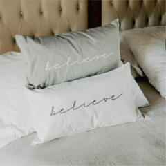 ALMOHADON FRASE BELIEVE