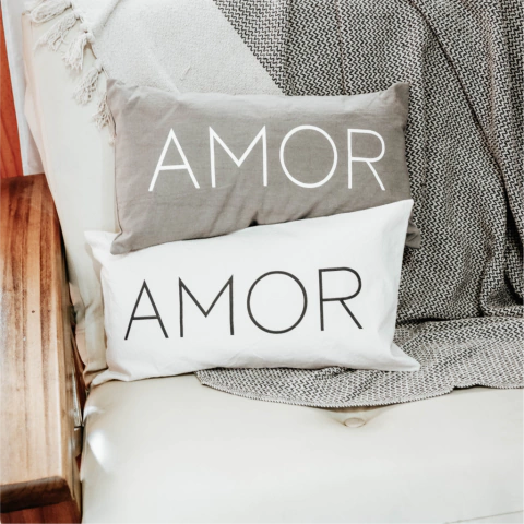 ALMOHADON FRASE AMOR