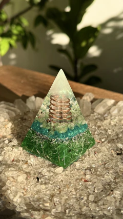 Orgonite Mini - Quartzo Verde na internet