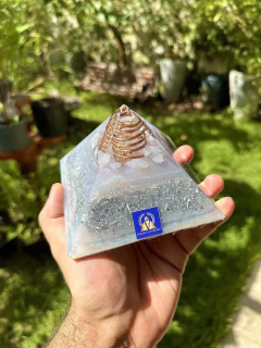 Quéops Mini - Pedra da Lua Branca