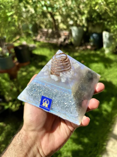 Quéops Mini - Pedra da Lua Branca - comprar online