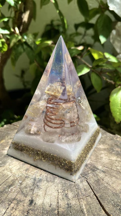 Nubian Quartzo Rutilado | Cristal de Percepção Expandida e Manifestação - Tam (M)