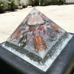 Cheeks CORE Selenite - buy online