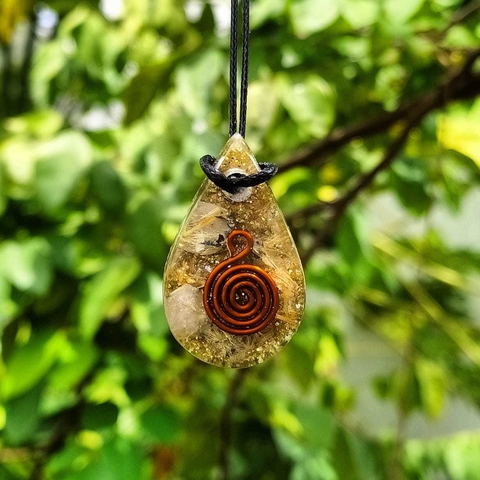 DROP AMULET - RUTILATED QUARTZ / 3,5CM