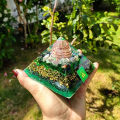 Mini Cheops - Emerald | Love, compassion, healing, abundance. - buy online