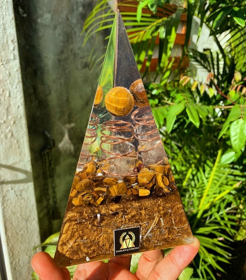 PILLAR TIGER EYE