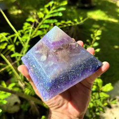 Quéops - Ametista & Selenita - Proteção Espiritual, Limpeza Energética e Elevação da Consciência na internet