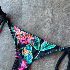 BOMBACHA BIKINI TINI HAWAII en internet