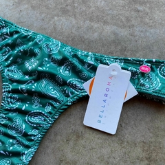 BOMBACHA LESS BIKINI BANDANA GREEN - comprar online