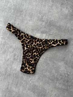 CONJUNTO BIKINI KYLIE TEXTURA PRINT en internet